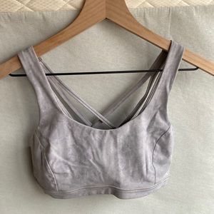 Lululemon Size 6 Energy Bra.